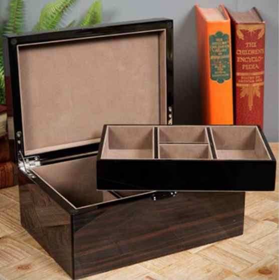 Wooden jewellery box 
